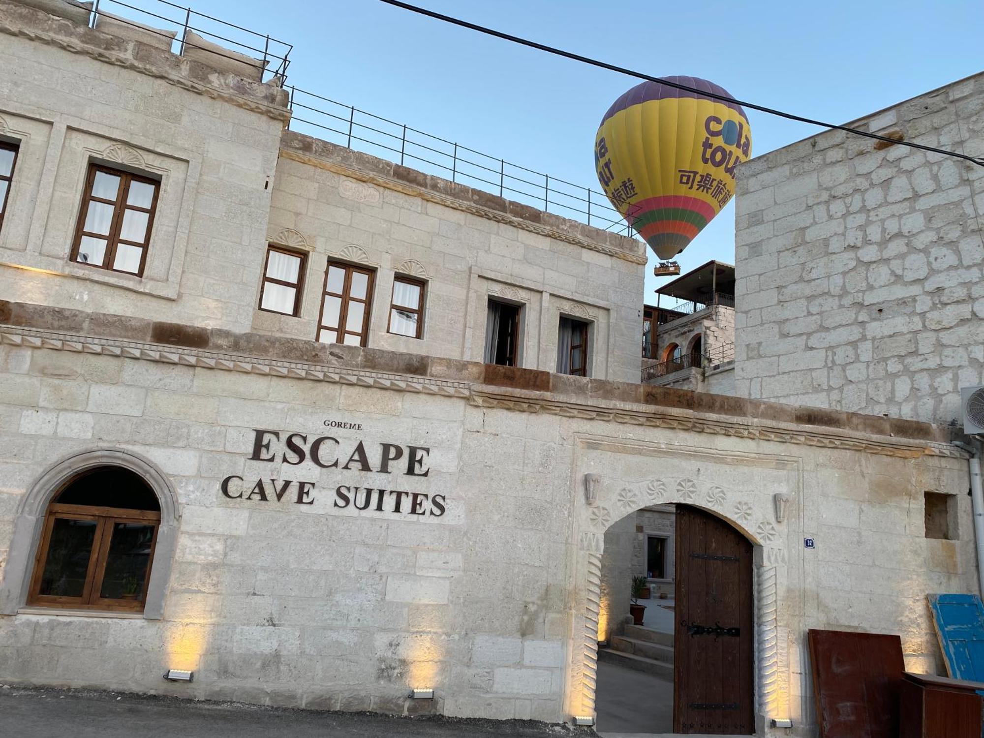 Escape Cave *