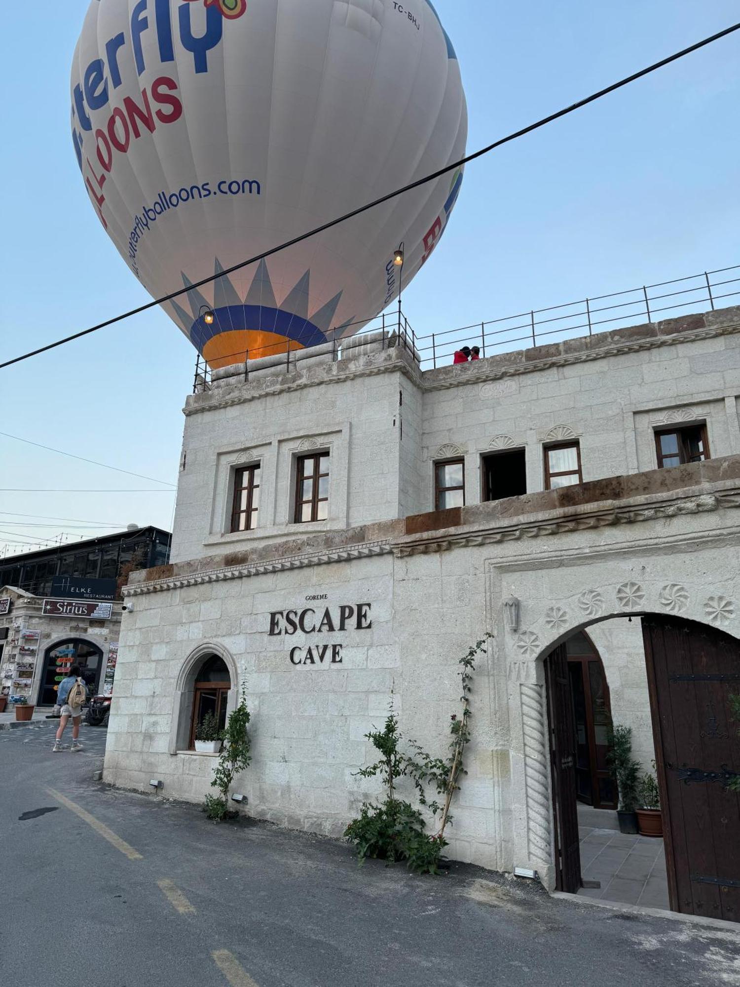 Escape Cave Otel *